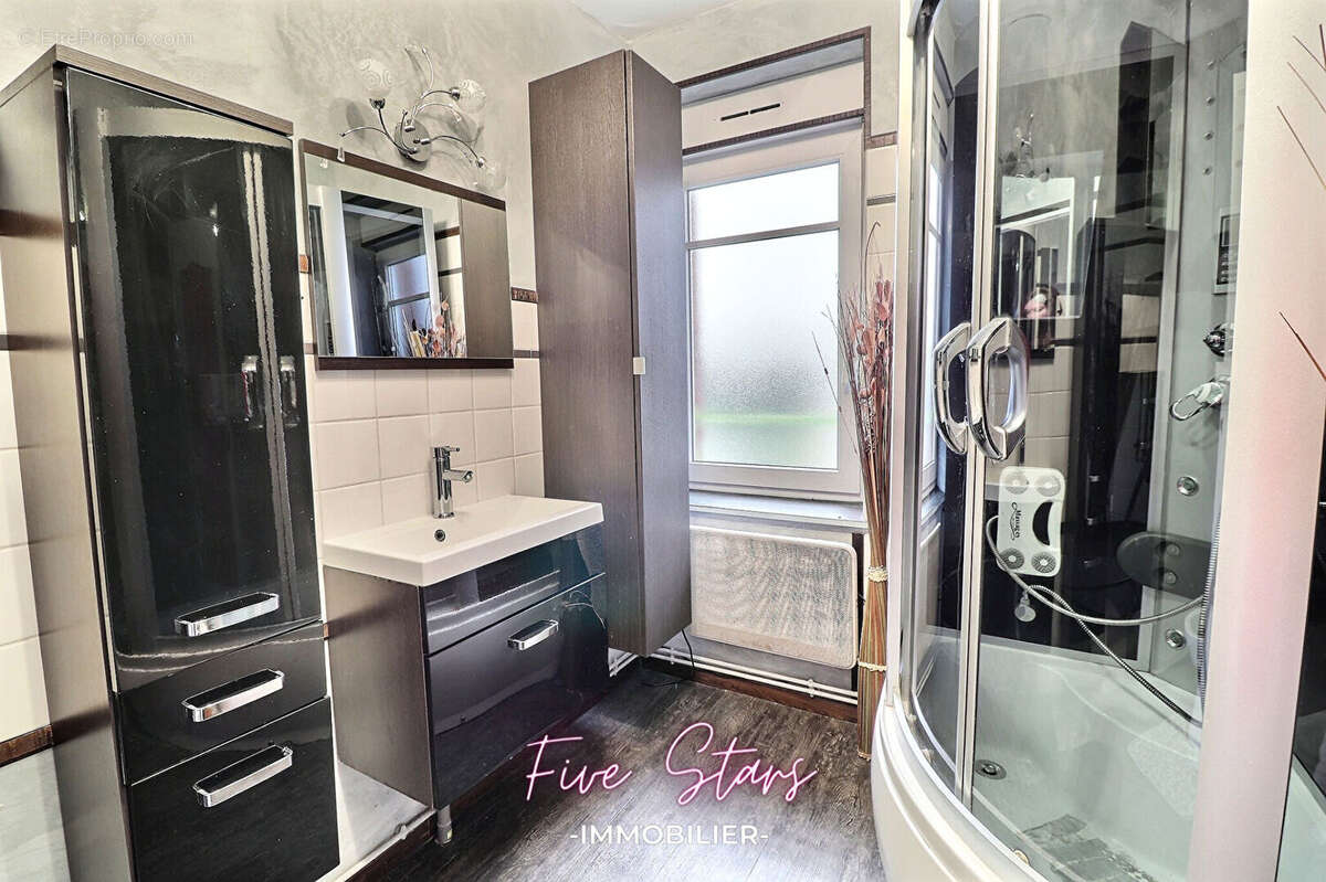 Maison à DOMMARY-BARONCOURT