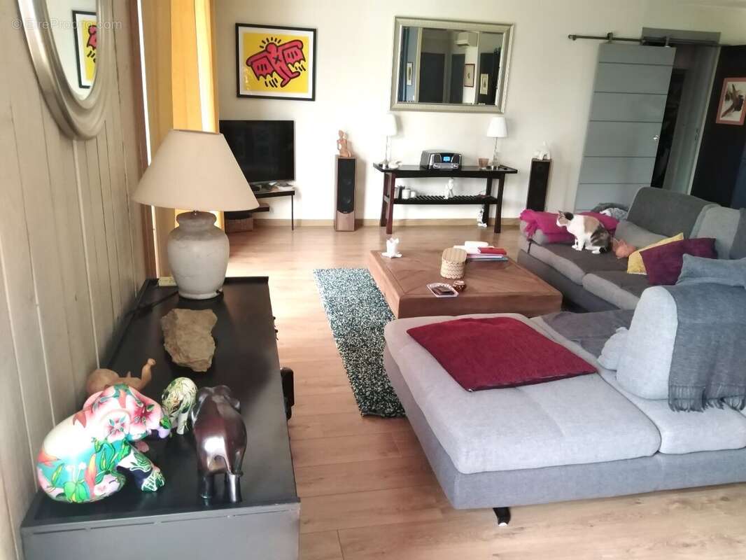 Maison à SAINT-BAUZILLE-DE-MONTMEL