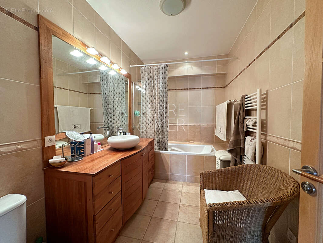 Appartement à SAINT-CYPRIEN