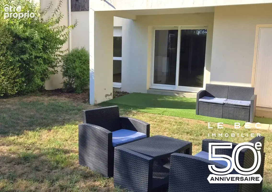 Appartement 4 pièces 80 m² à vendre à Vannes (56000) - photo 2