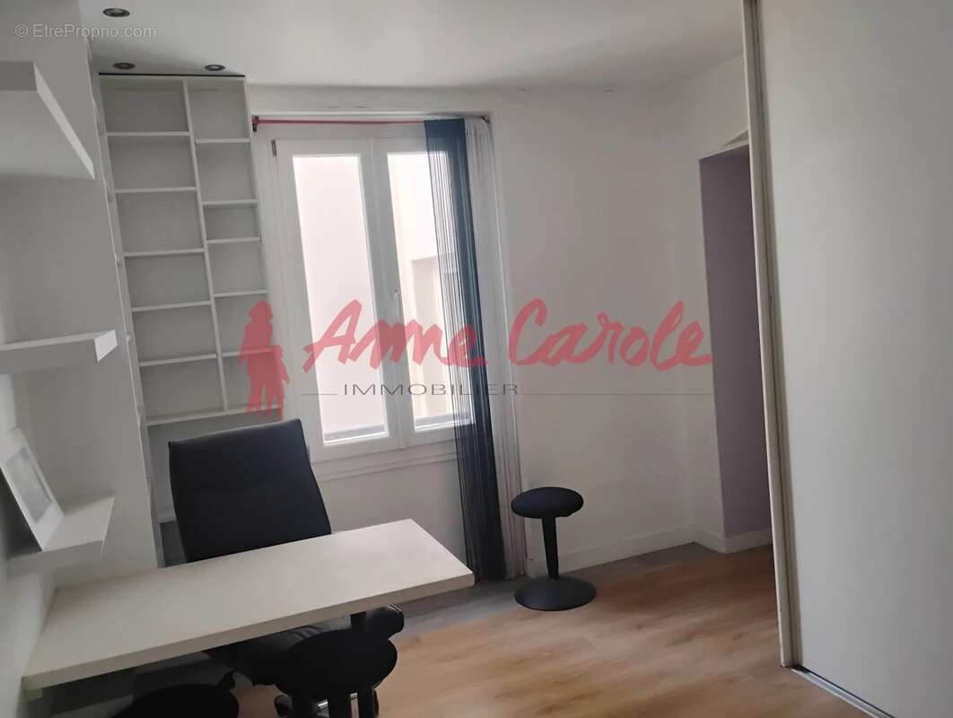 Appartement à PARIS-20E