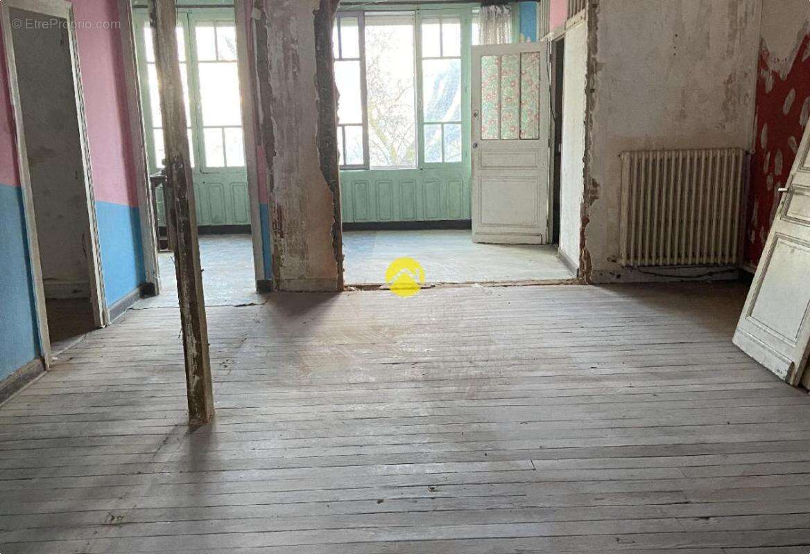 Maison à ABJAT-SUR-BANDIAT