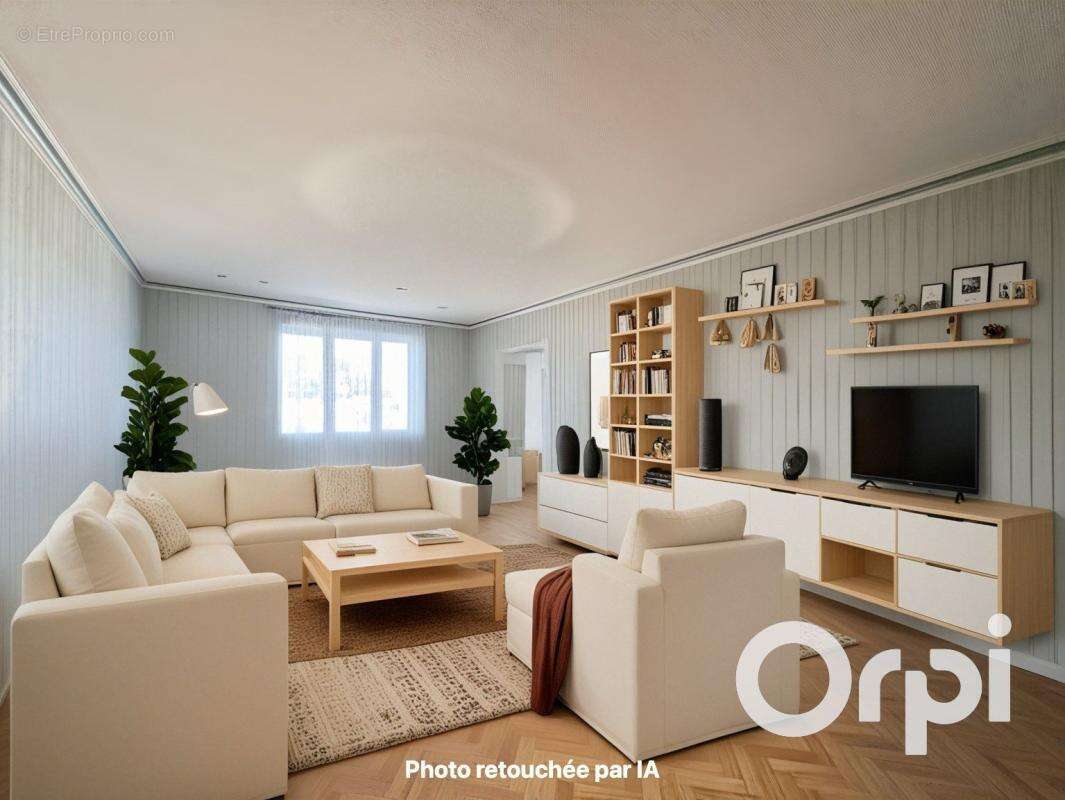 Maison à UPIE