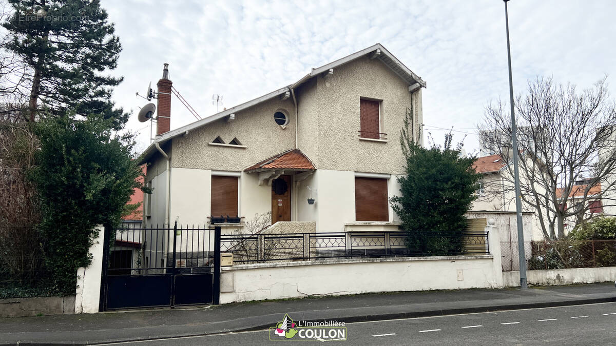 Maison à CLERMONT-FERRAND