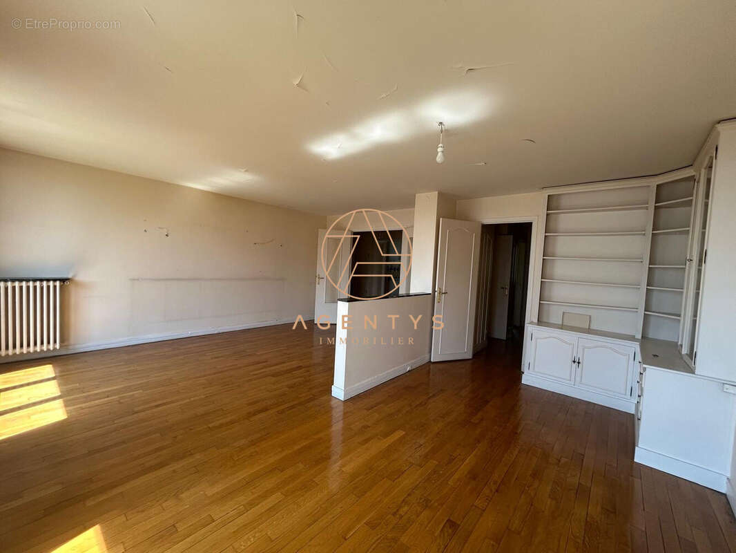 Appartement à NOGENT-SUR-MARNE