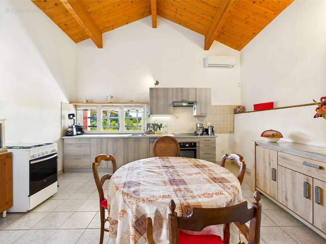 Maison à MONFLANQUIN