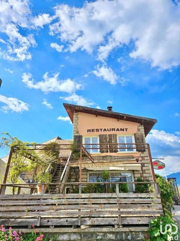 Photo 8 - Commerce à LE SAUZE-DU-LAC