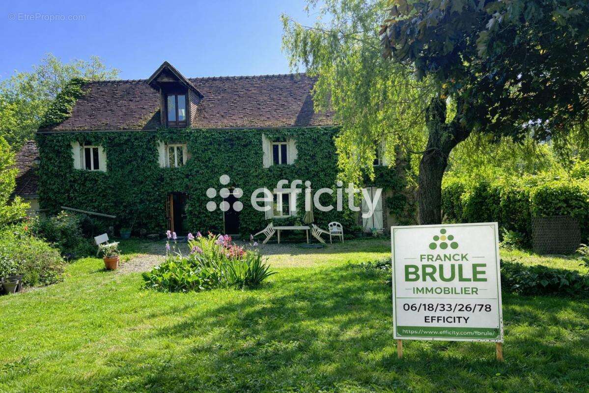 Maison à LA FERTE-BERNARD