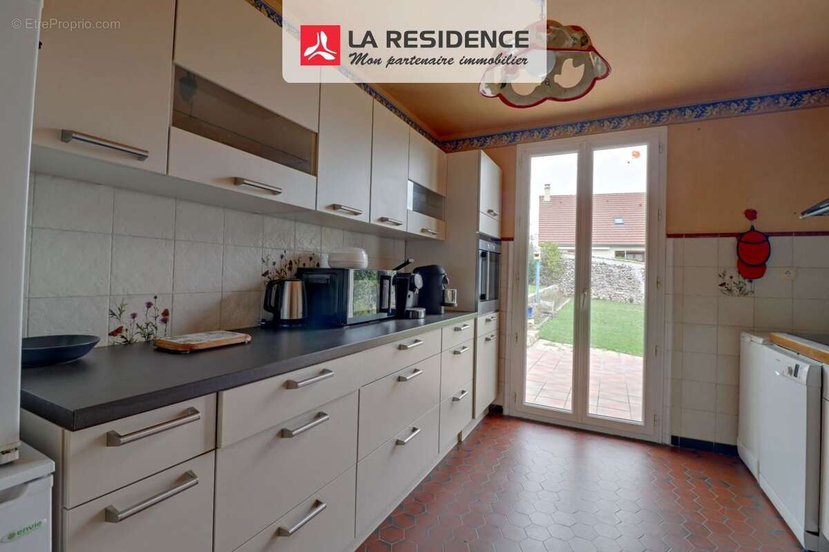 Maison à JUMEAUVILLE