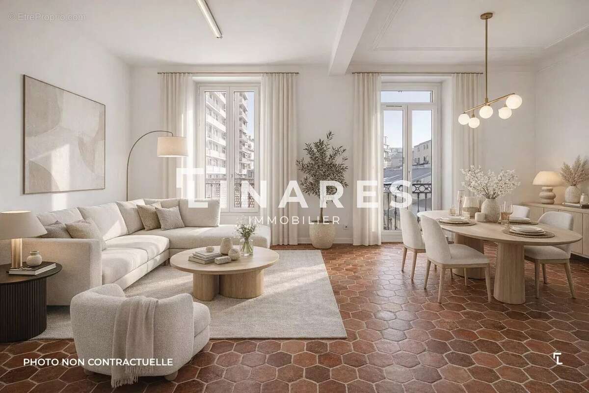 Appartement à MARSEILLE-1E