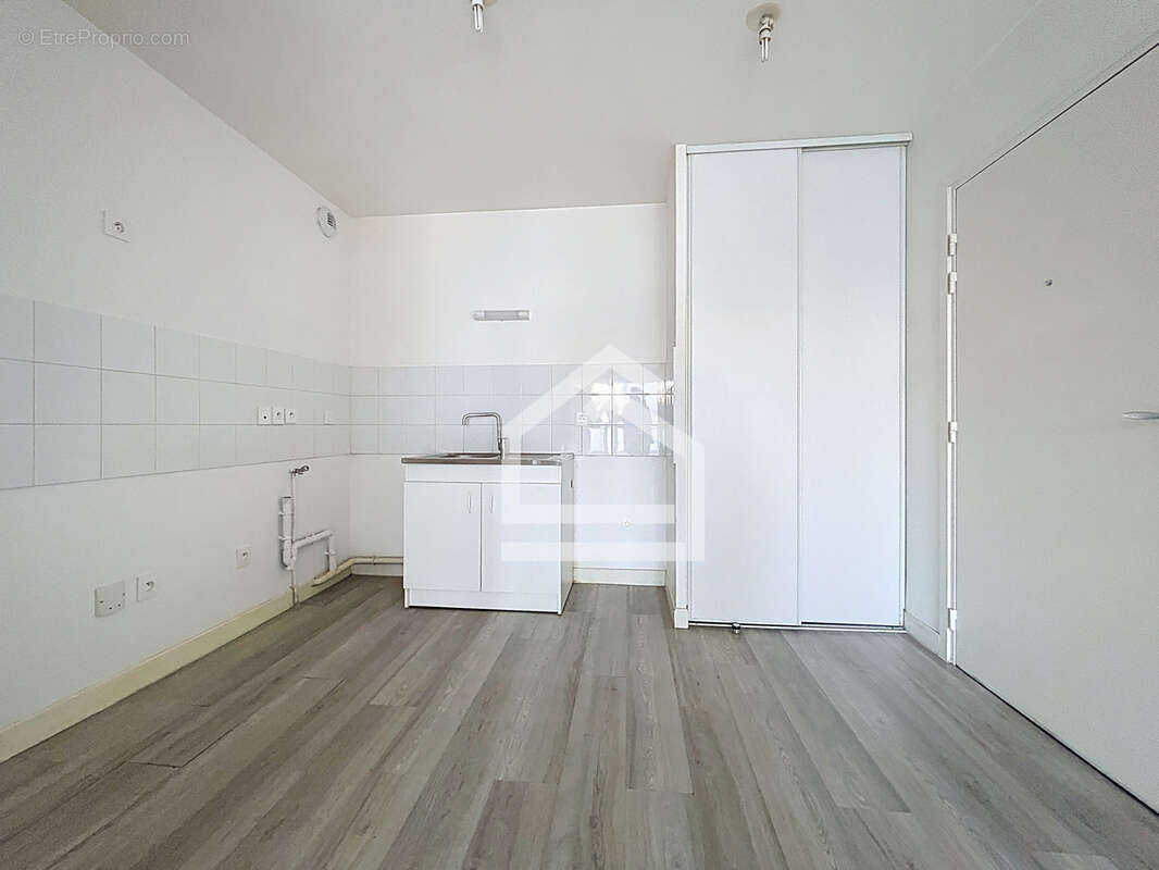 Appartement à VILLENAVE-D'ORNON