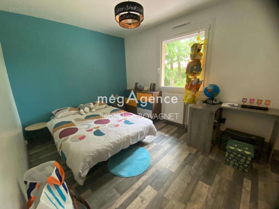À VENDRE – Maison familiale avec vue dégagée à Lalacelle - photo 7