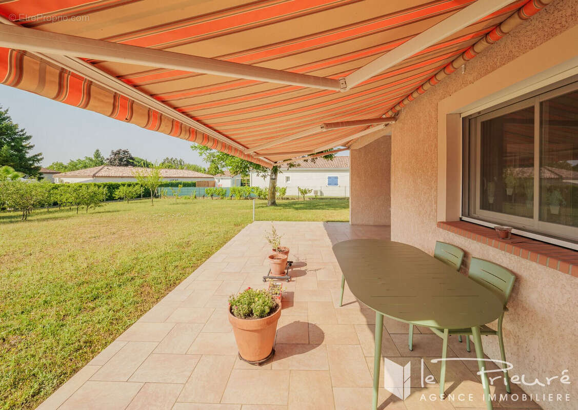 Maison à LESCURE-D&#039;ALBIGEOIS