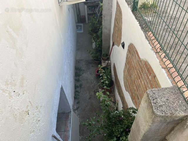 Maison à LEZIGNAN-CORBIERES