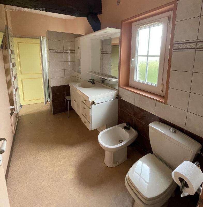 Maison 100 m² à Manneville-La-Goupil  - photo 14