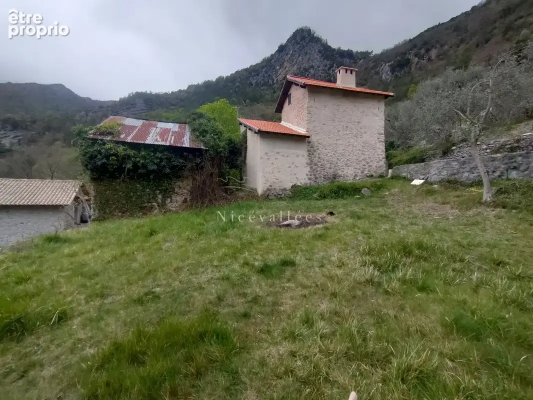 Maison 3 pièces - jardin 208m2 - parkings - photo 2
