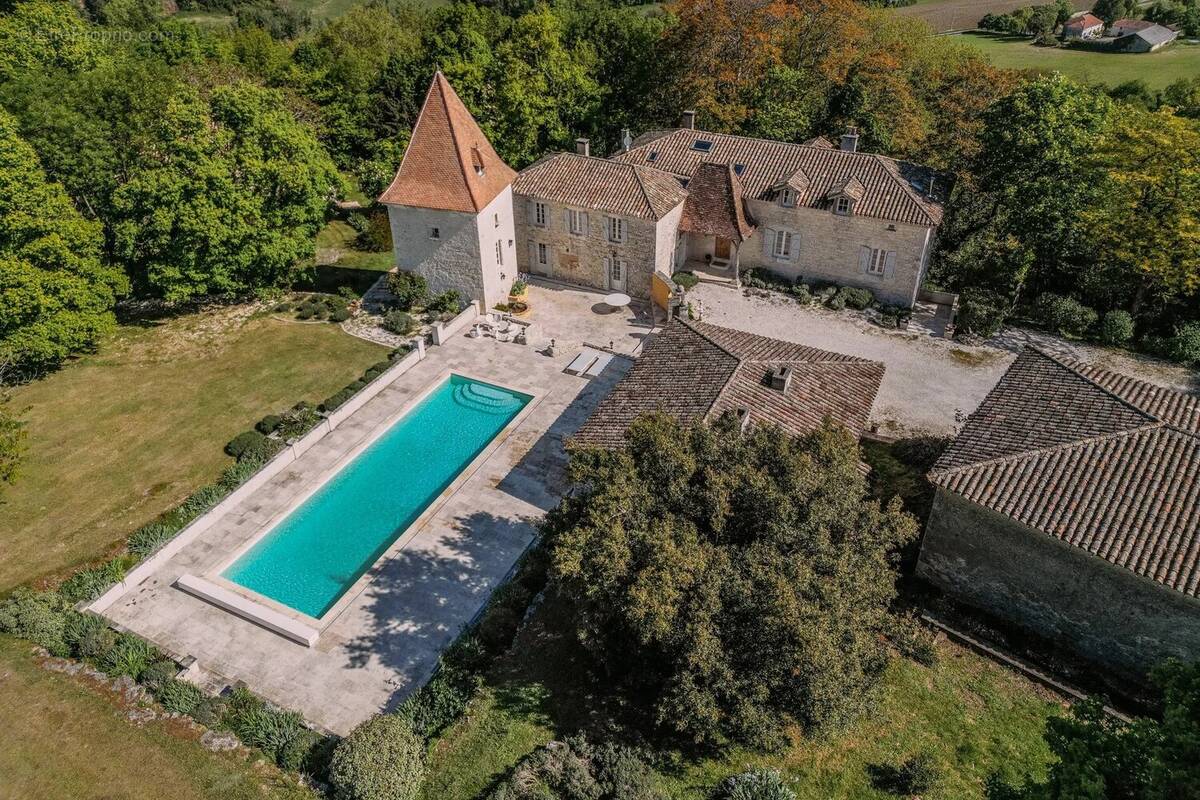Maison à ROQUECOR
