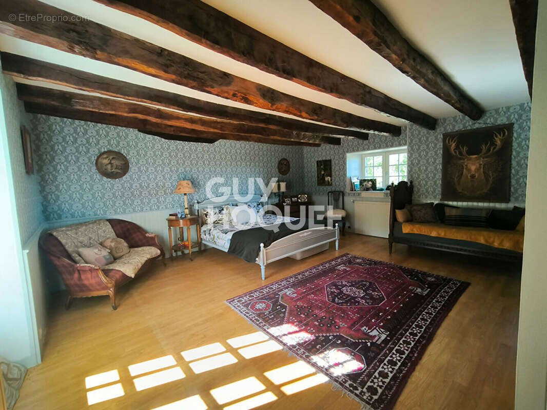 Maison à MINIAC-MORVAN