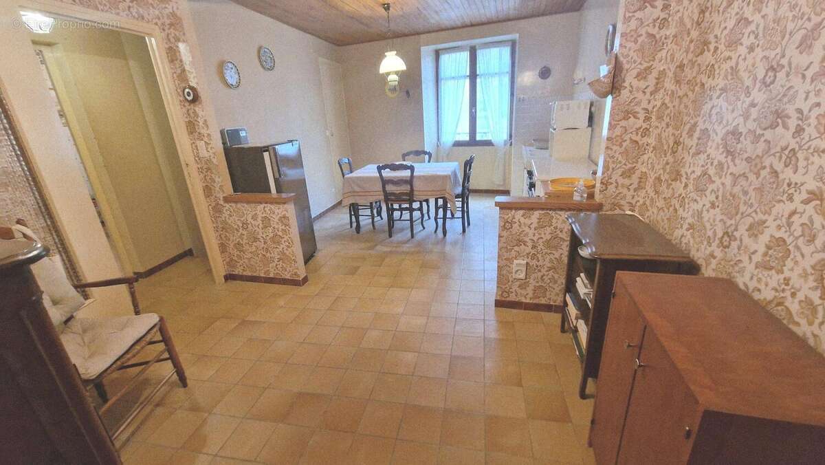 Maison 87 m² à Luc-En-Diois  - photo 4