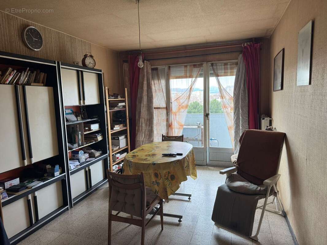 Appartement à MARSEILLE-11E