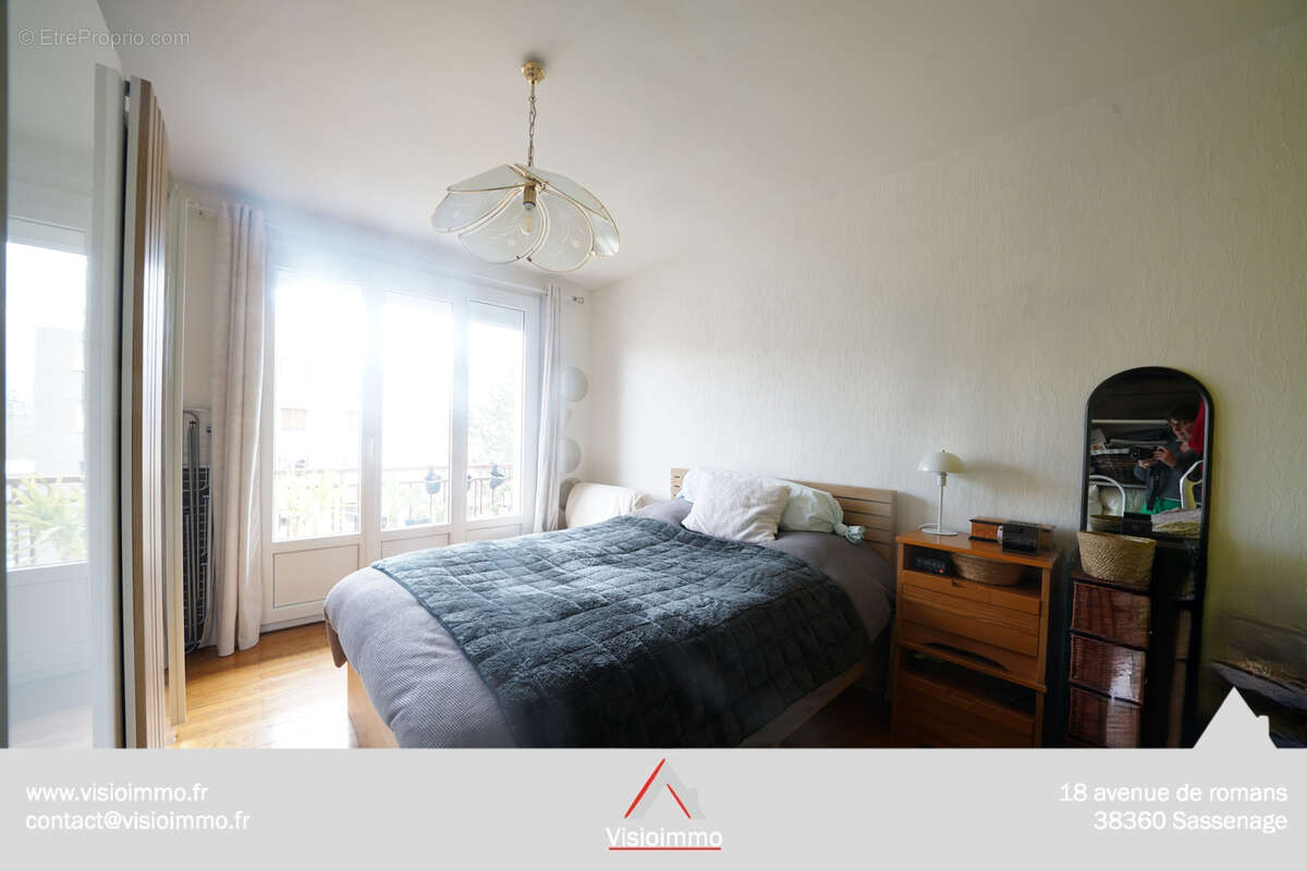 Appartement à FONTAINE