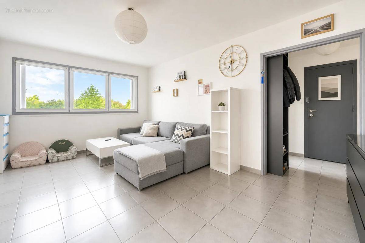 Appartement à SAINT-GRATIEN