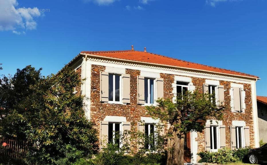Maison à PONTENX-LES-FORGES