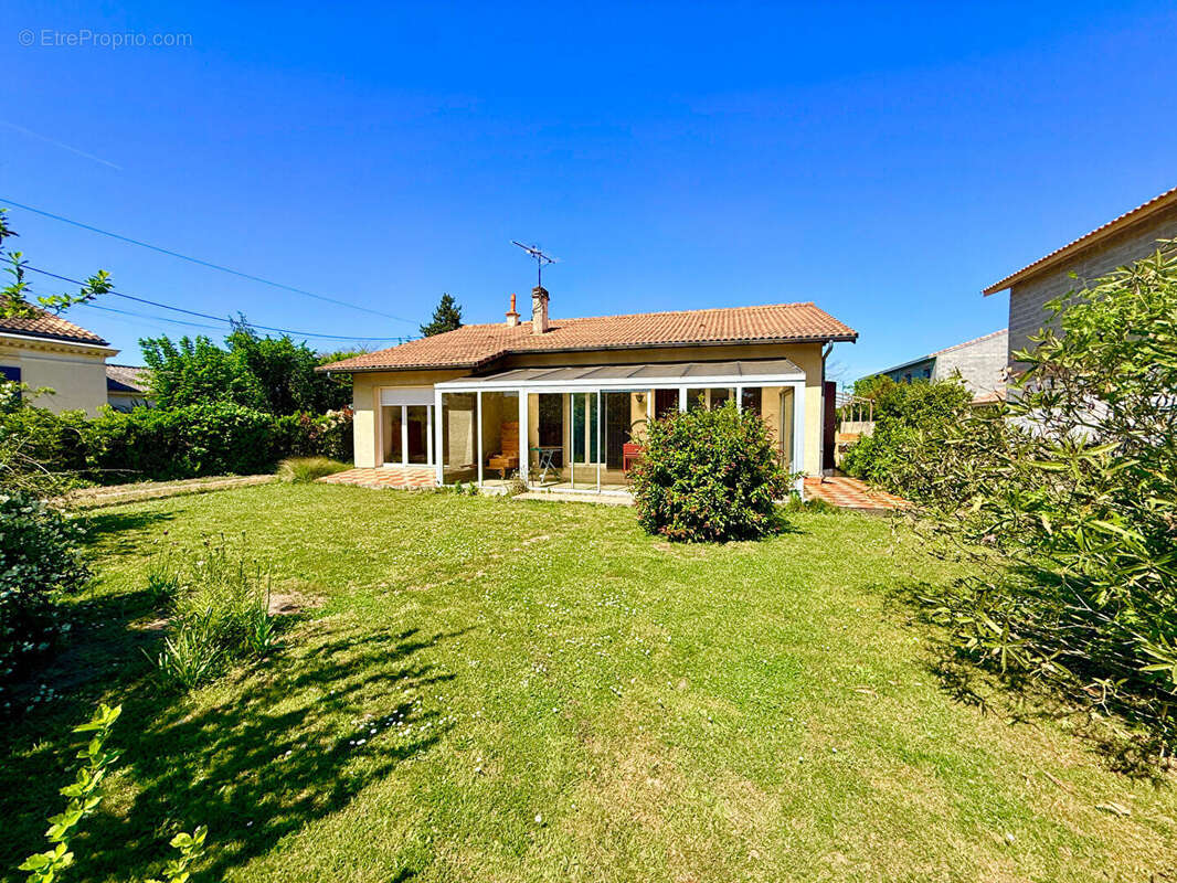 Maison à SAINT-LOUBES