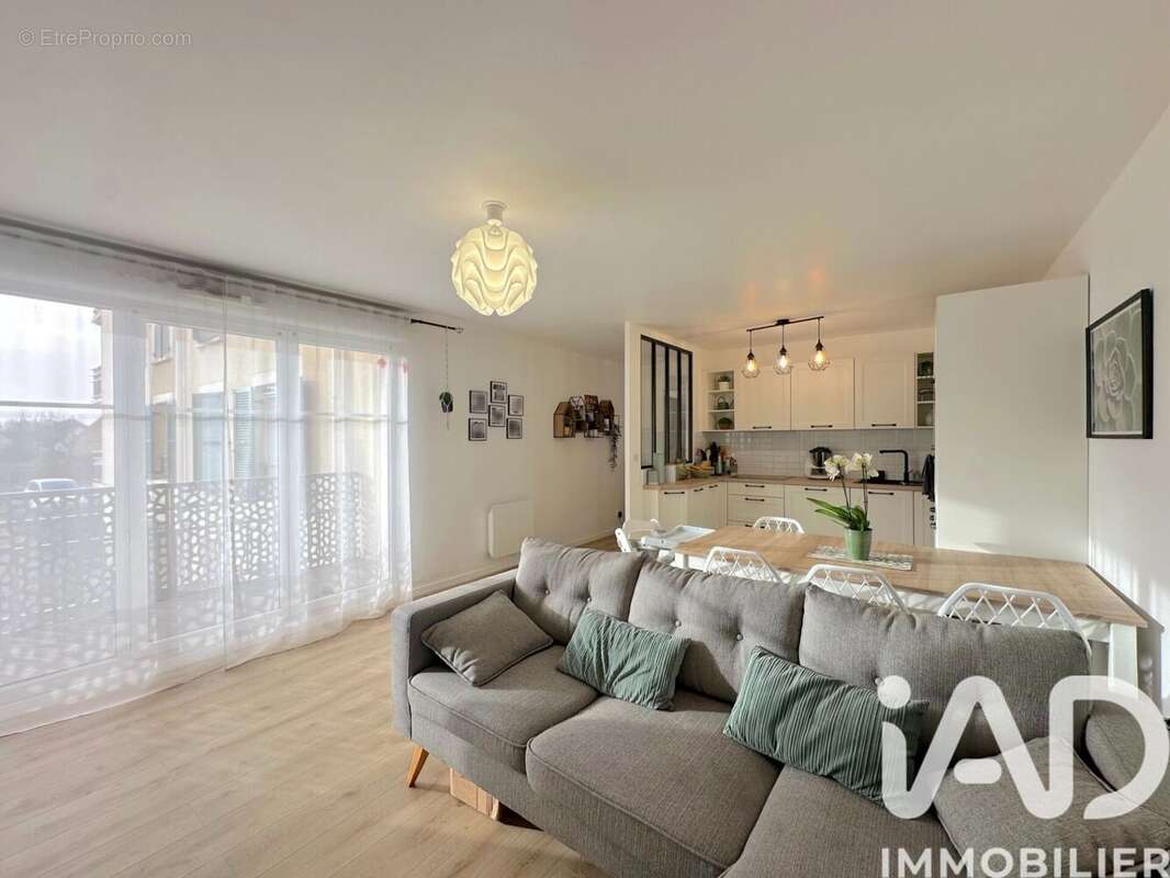 Photo 5 - Appartement à LE PLESSIS-BELLEVILLE