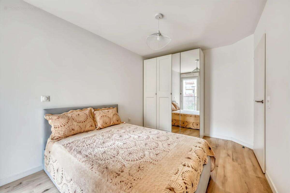 Appartement à LE BOURGET