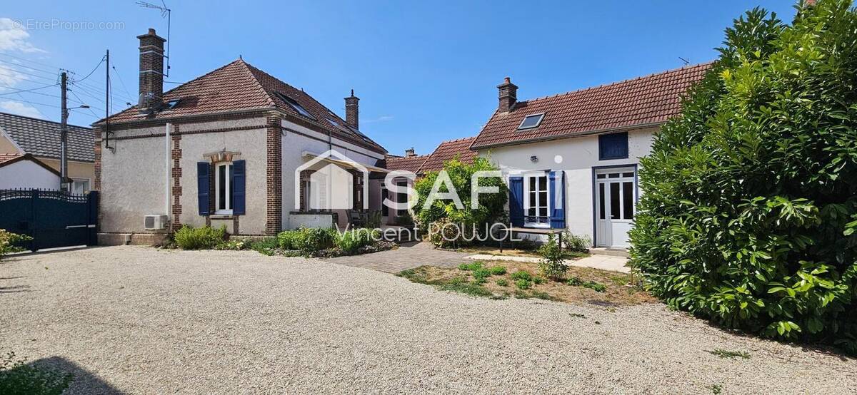 Photo 1 - Maison à TROYES
