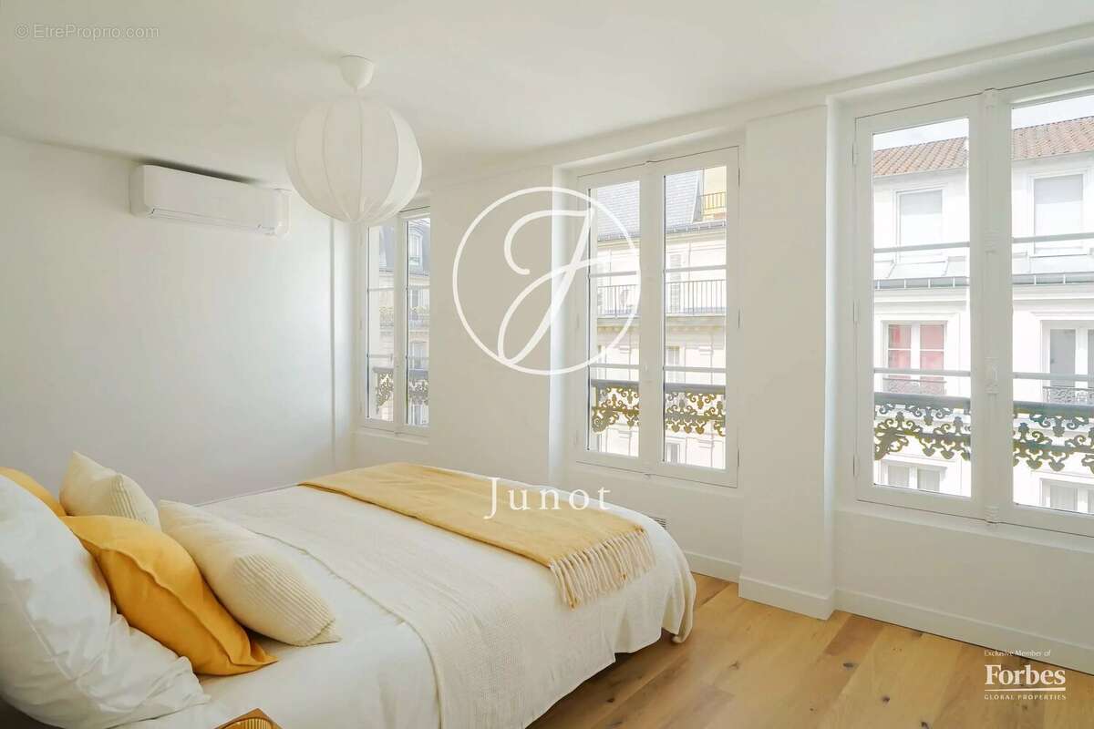 Appartement à PARIS-6E
