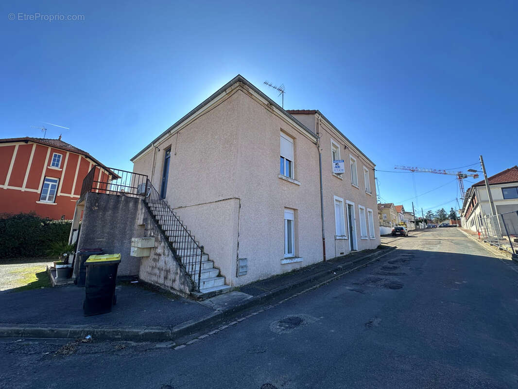 Appartement à RIORGES