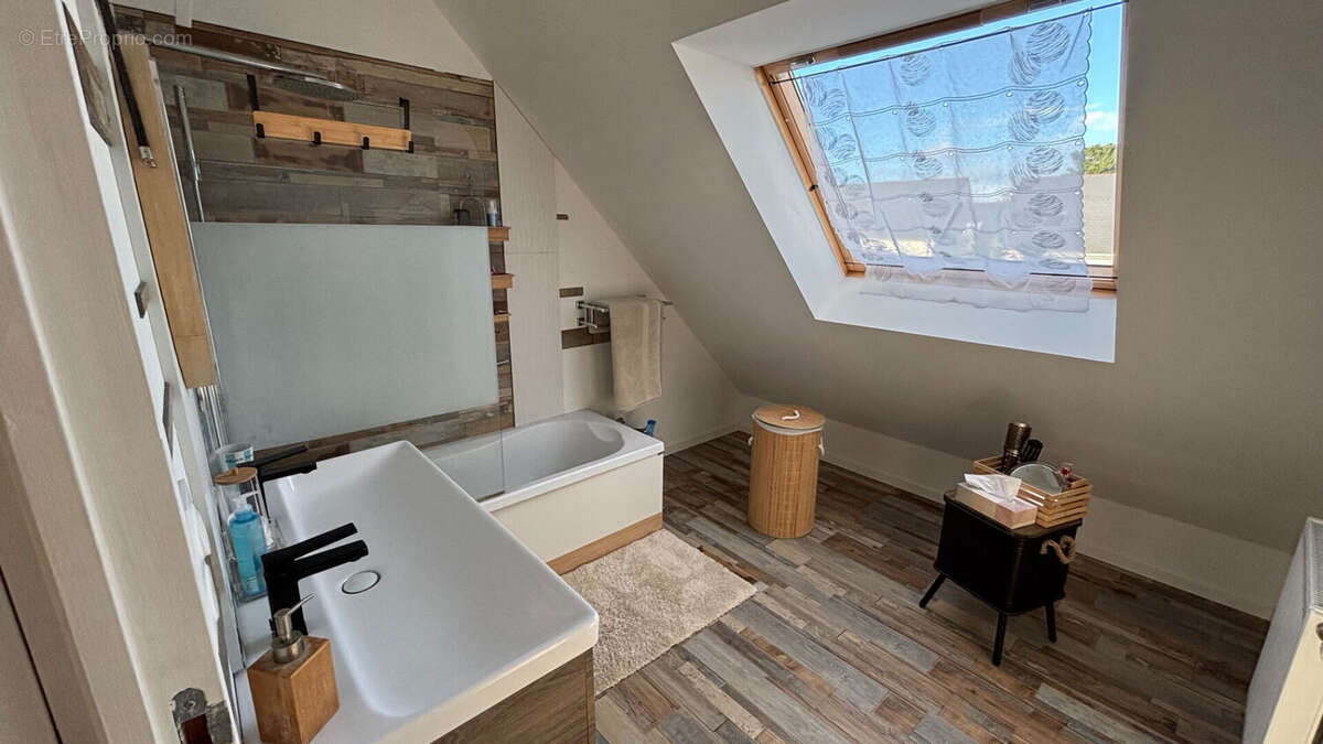 Maison à SAINT-LYPHARD