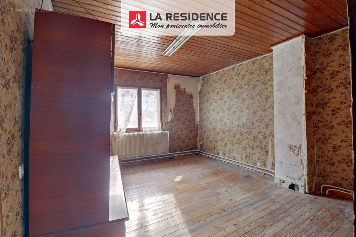 Maison à NEUVILLE-SUR-OISE