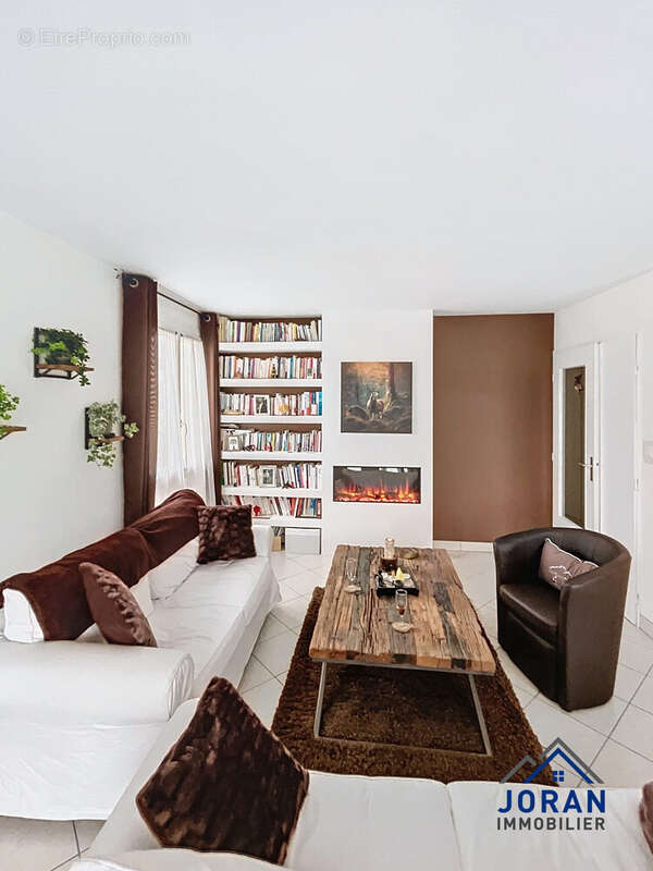 Appartement à SAINT-JULIEN-EN-GENEVOIS