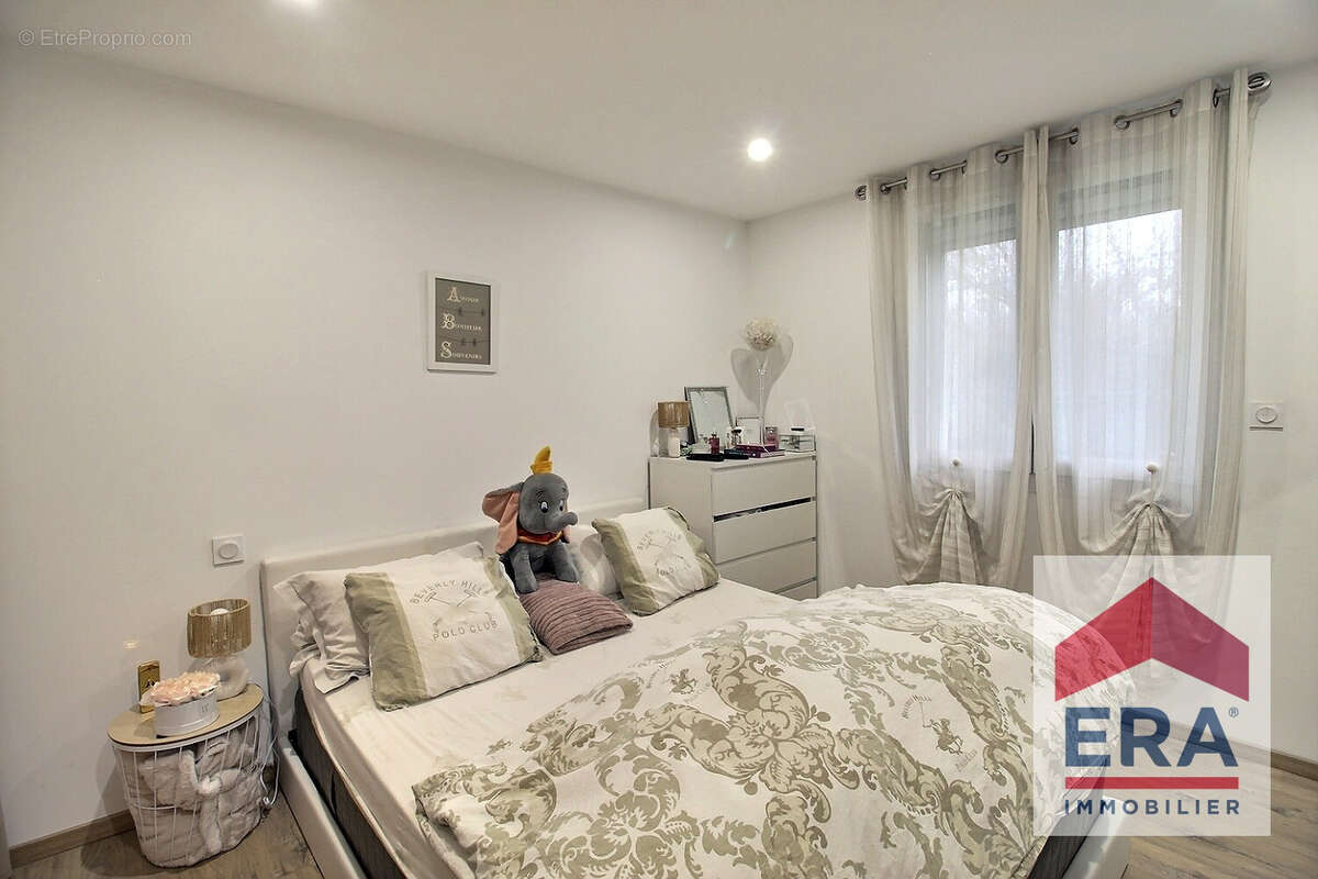 Maison à COURTHEZON