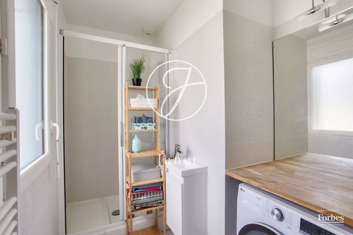 Appartement à VERSAILLES
