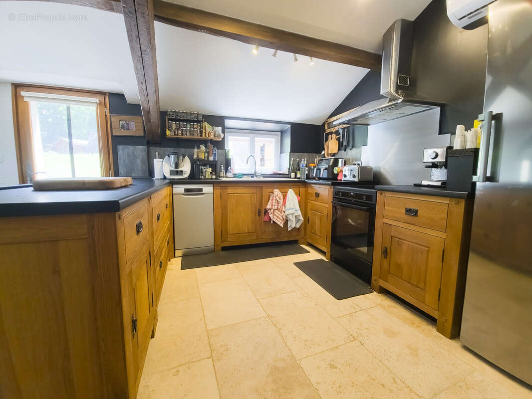 Maison à SAINTE-MAURE-DE-PEYRIAC