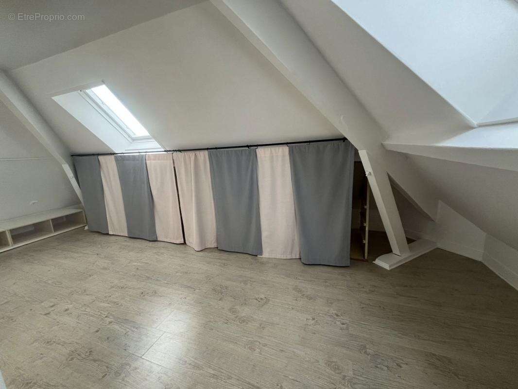 Maison à LA CELLE-SAINT-CLOUD