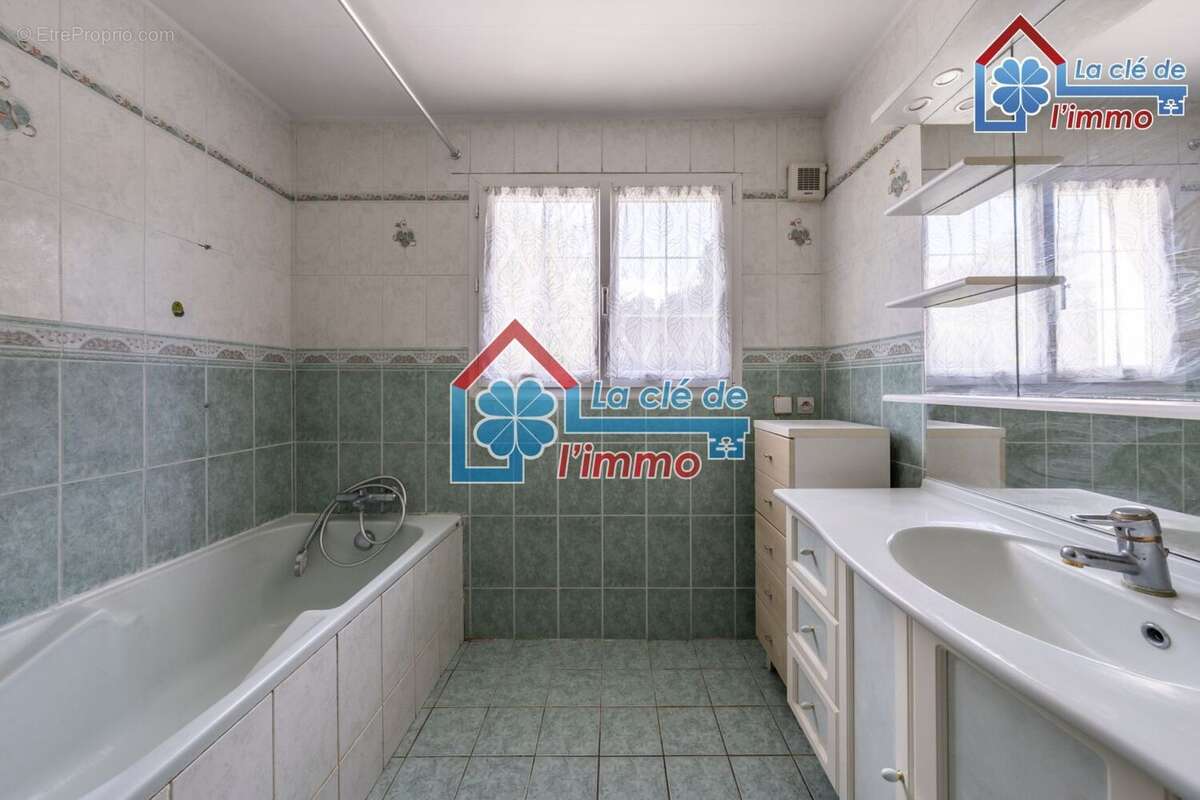 Maison individuelle + 4 chambres + beau terrain - photo 9
