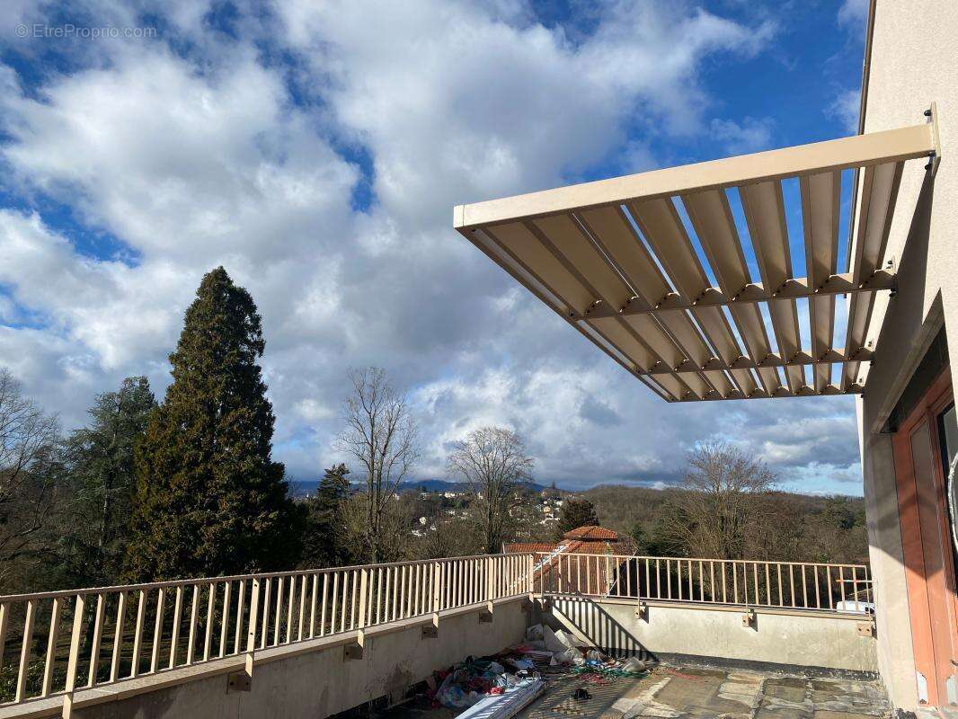 Appartement à TASSIN-LA-DEMI-LUNE