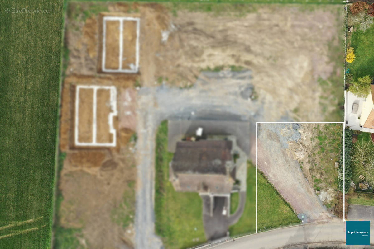 Terrain à GRAINVILLE-SUR-ODON