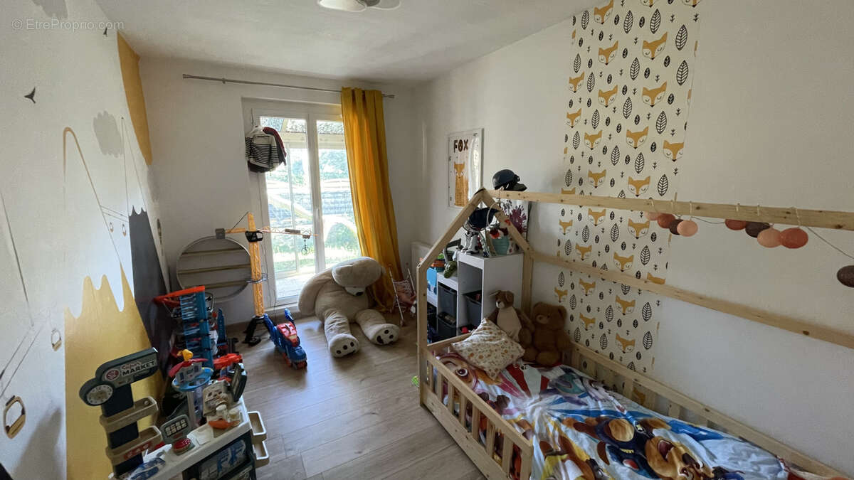 Maison à PONT-DE-L&#039;ISERE