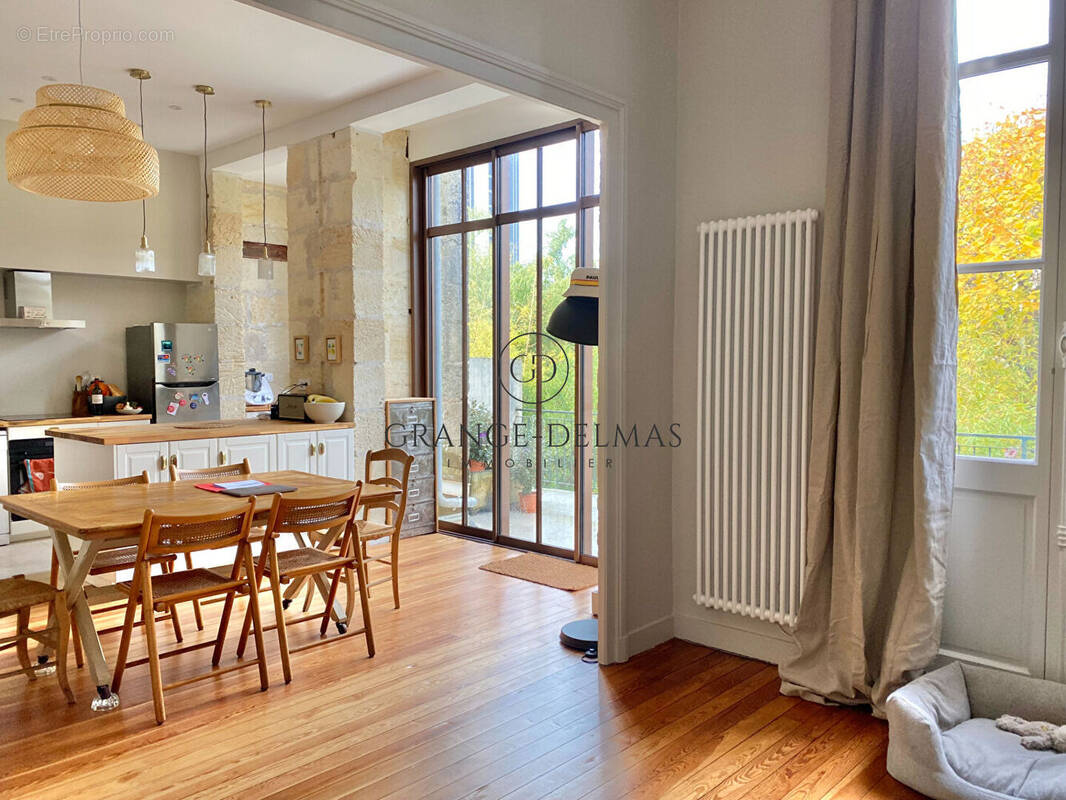 Appartement à BORDEAUX