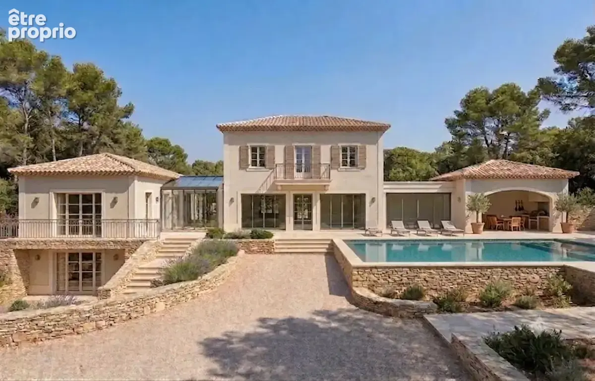 Photo Terrain à Mougins au prix de 1 050 000€