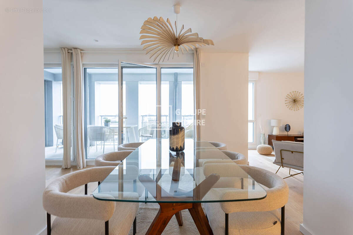 A VENDRE - AGENCE GIBOIRE - Appartement Vannes 6 pièces 142 m² - photo 4