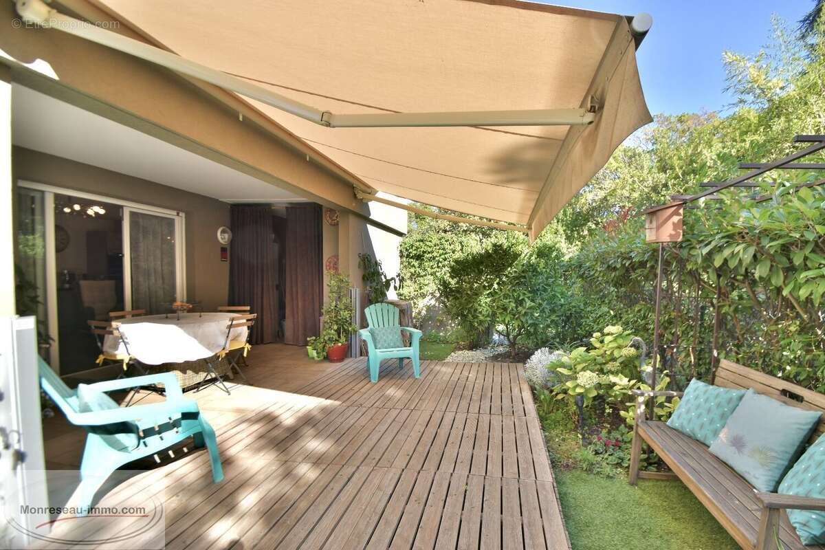 Appartement à LE CANNET