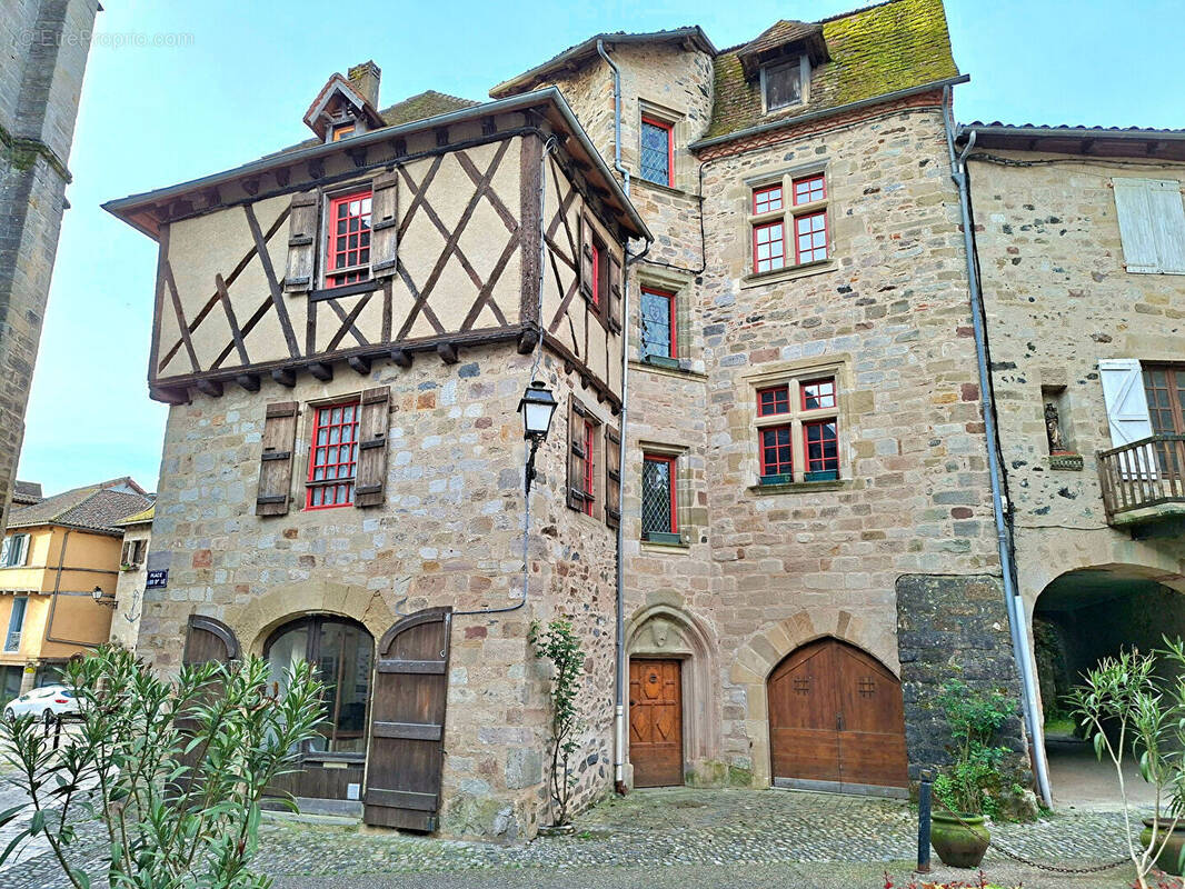 Appartement à BEAULIEU-SUR-DORDOGNE