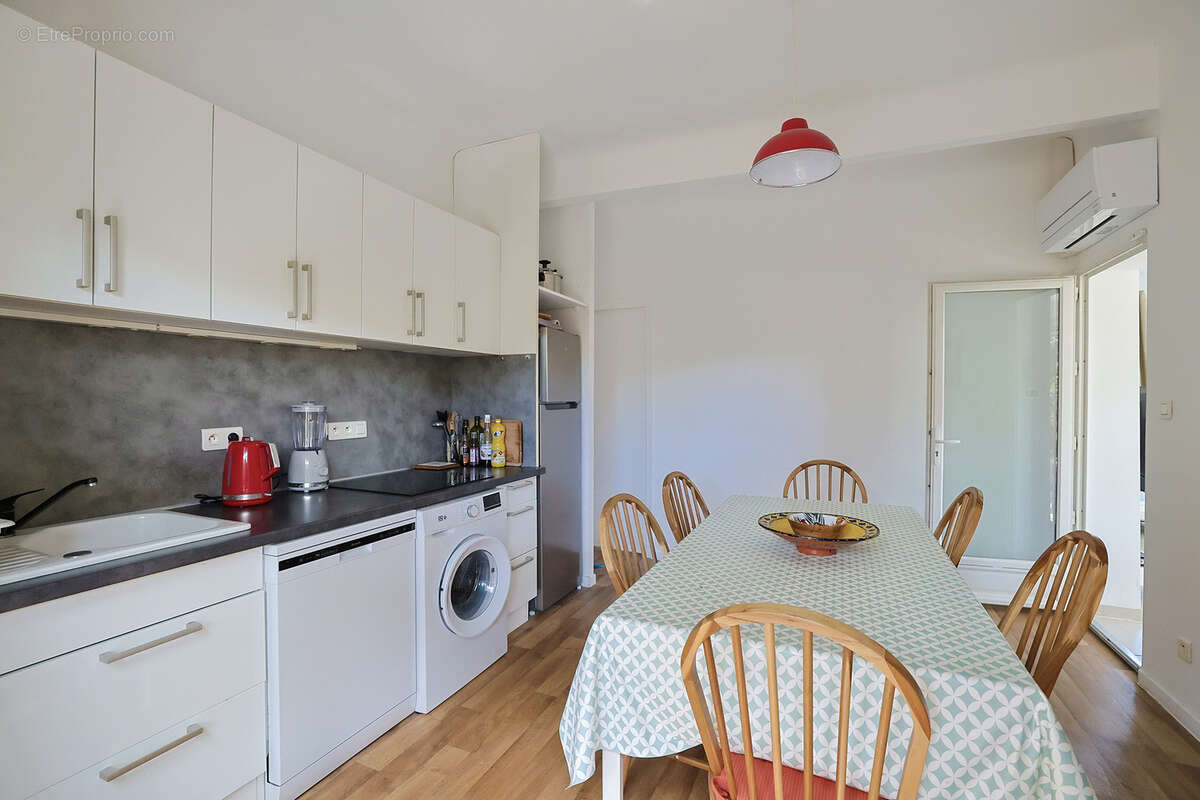 Appartement à HYERES